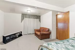 16 Murray Ave, Paterson, NJ 07501 - Photo 19