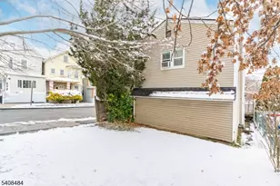 16 Murray Ave, Paterson, NJ 07501 - Photo 7