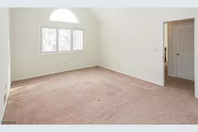 4 Updike Ave, Hillsborough Township, NJ 08844 - Photo 27