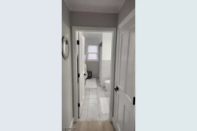 731 Lake Ave #2, Lyndhurst Township, NJ 07071 - Photo 9