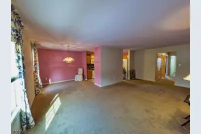 34 Chanda Ct #34, Clifton, NJ 07012 - Photo 3