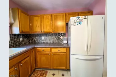34 Chanda Ct #34, Clifton, NJ 07012 - Photo 11