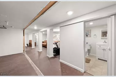 612 Magnolia Ave, Elizabeth, NJ 07206 - Photo 17