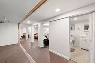 612 Magnolia Ave, Elizabeth, NJ 07206 - Photo 17