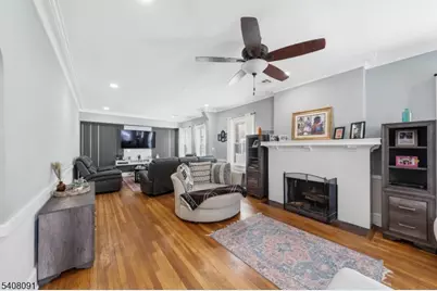 30-32 Barnard Pl, Elizabeth, NJ 07208 - Photo 7