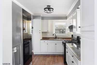 70 Everett Pl, Plainfield, NJ 07063 - Photo 15