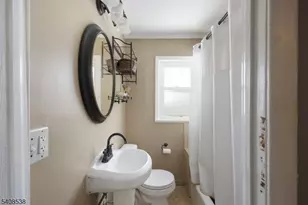 70 Everett Pl, Plainfield, NJ 07063 - Photo 23