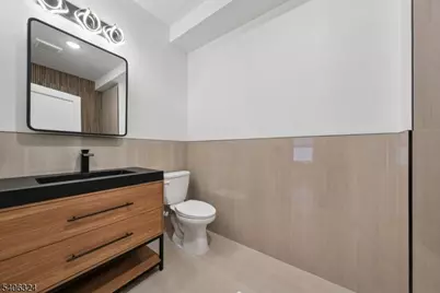 52 James St Unit #1, Newark, NJ 07102 - Photo 9