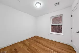 52 James St Unit, Newark, NJ 07102 - Photo 11