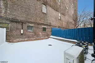 52 James St Unit, Newark, NJ 07102 - Photo 27