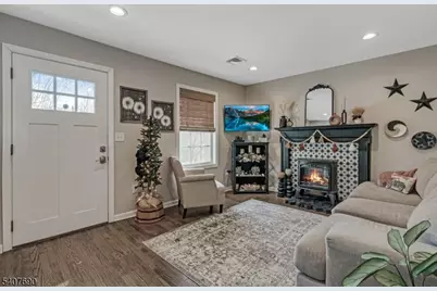 58 Brooklyn Rd, Stanhope, NJ 07874 - Photo 5