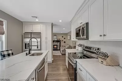 58 Brooklyn Rd, Stanhope, NJ 07874 - Photo 9