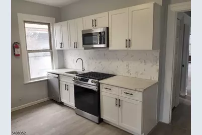 32 Vreeland Ave, Paterson, NJ 07504 - Photo 3