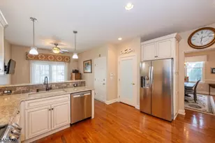 66 Briar Ct, Hardyston Township, NJ 07419 - Photo 9