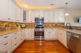 66 Briar Ct, Hardyston Township, NJ 07419 - Photo 7