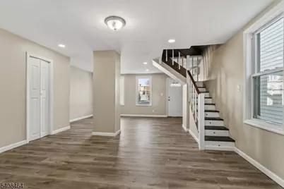 11 Tichenor Ter, Irvington, NJ 07111 - Photo 3