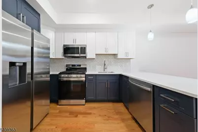 52 James St Unit #4, Newark, NJ 07102 - Photo 3