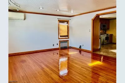 3 Freeman Pl, Nutley, NJ 07110 - Photo 7