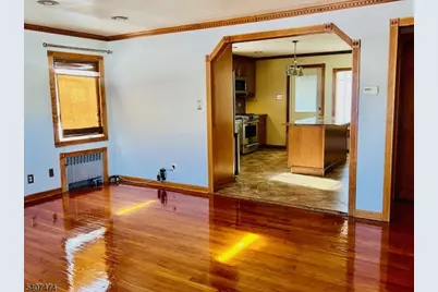 3 Freeman Pl, Nutley, NJ 07110 - Photo 5