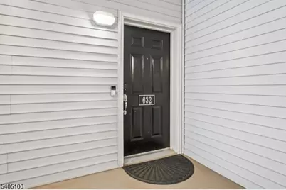 632 Marion Ln, Monroe Township, NJ 08831 - Photo 7