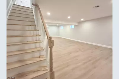 440 Railroad Avenue, Old Bridge Township, NJ 08879 - Photo 33