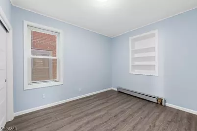 27 Grant St #1, Montclair, NJ 07042 - Photo 5