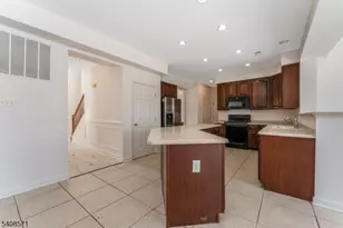 215 Kuhl Rd, Raritan Township, NJ 08822 - Photo 5