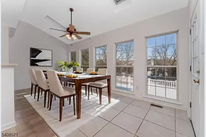 215 Kuhl Rd, Raritan Township, NJ 08822 - Photo 9