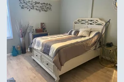 37 Edison St, Bloomfield, NJ 07003 - Photo 5