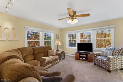 13 Paderewski Rd, Jefferson Township, NJ 07438 - Photo 11