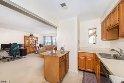 61 Westchester Ter, Clinton Township, NJ 08801 - Photo 9