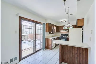 4 Deborah Ct, Robbinsville Township, NJ 08691 - Photo 17