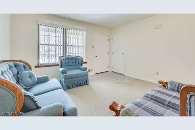 4 Deborah Ct, Robbinsville Township, NJ 08691 - Photo 7