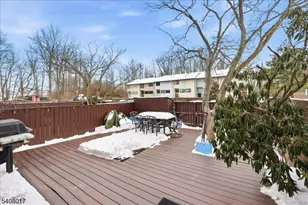 159 Henderson Pl, East Windsor Township, NJ 08520 - Photo 3