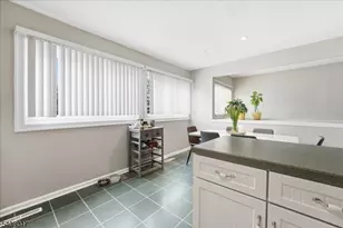 159 Henderson Pl, East Windsor Township, NJ 08520 - Photo 11