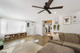 24 Plaza Dr, Hampton Township, NJ 07860 - Photo 11