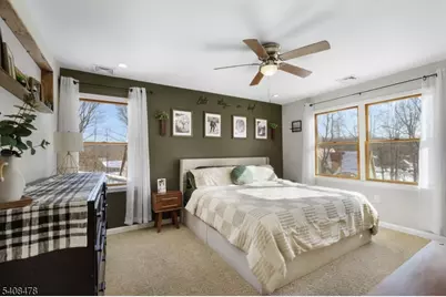 24 Plaza Dr, Hampton Township, NJ 07860 - Photo 13