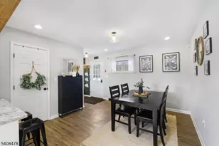 24 Plaza Dr, Hampton Township, NJ 07860 - Photo 7