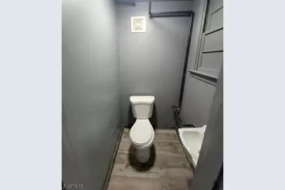 51 Sherman Ave, Newark, NJ 07114 - Photo 5