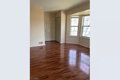 63 Rachel Ct, Franklin Township, NJ 08823 - Photo 13