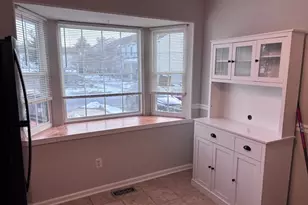 1004 Wetherburn Ct, Raritan Township, NJ 08822 - Photo 3