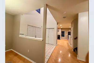 43 Windsor Dr, Lincoln Park, NJ 07035 - Photo 1