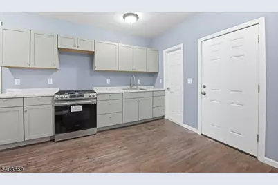 206 Clark Pl, Elizabeth, NJ 07206 - Photo 3