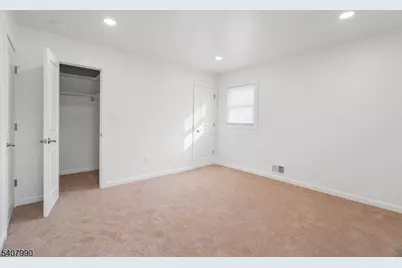 114 Grove St, Roselle Park, NJ 07204 - Photo 27