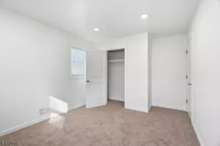 114 Grove St, Roselle Park, NJ 07204 - Photo 15