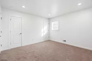 114 Grove St, Roselle Park, NJ 07204 - Photo 17