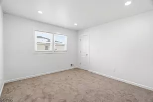 114 Grove St, Roselle Park, NJ 07204 - Photo 9