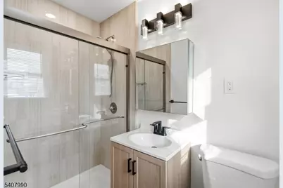 114 Grove St, Roselle Park, NJ 07204 - Photo 25