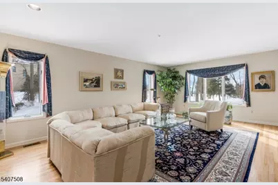 855 Sunset Rdg, Bridgewater, NJ 08807 - Photo 9