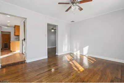 631 Valley St, Orange, NJ 07050 - Photo 9